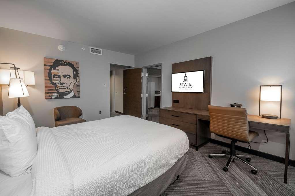 State House Inn, Trademark Collection By Wyndham Springfield Room photo